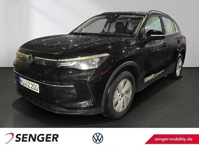 Schwarz Gebraucht 2024 VW Tiguan Life SUV | 37.990 € (Teuer) - Bild 1/4