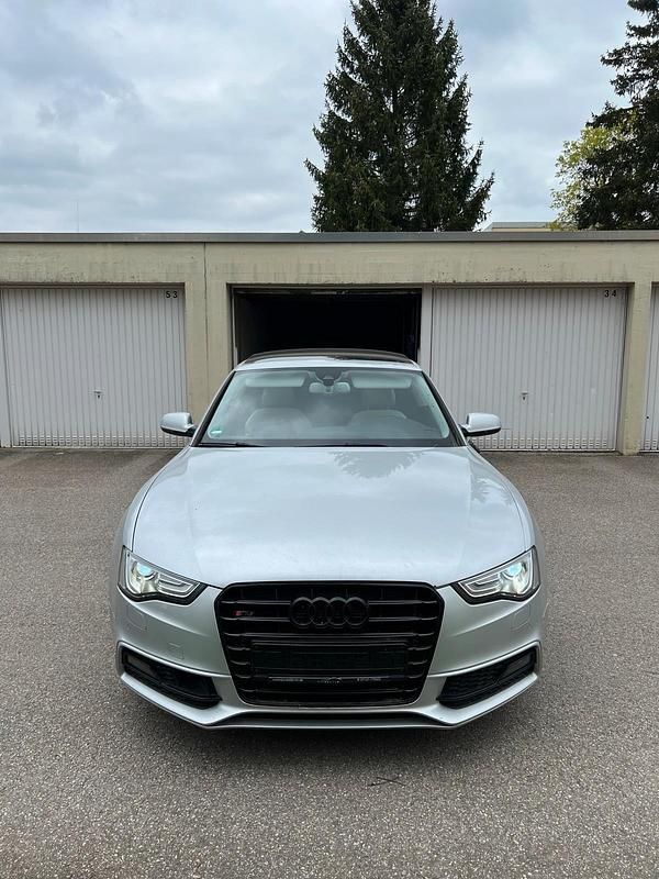 Usata Audi A5 177 CV (130 kW) 2012 Argento Coupé