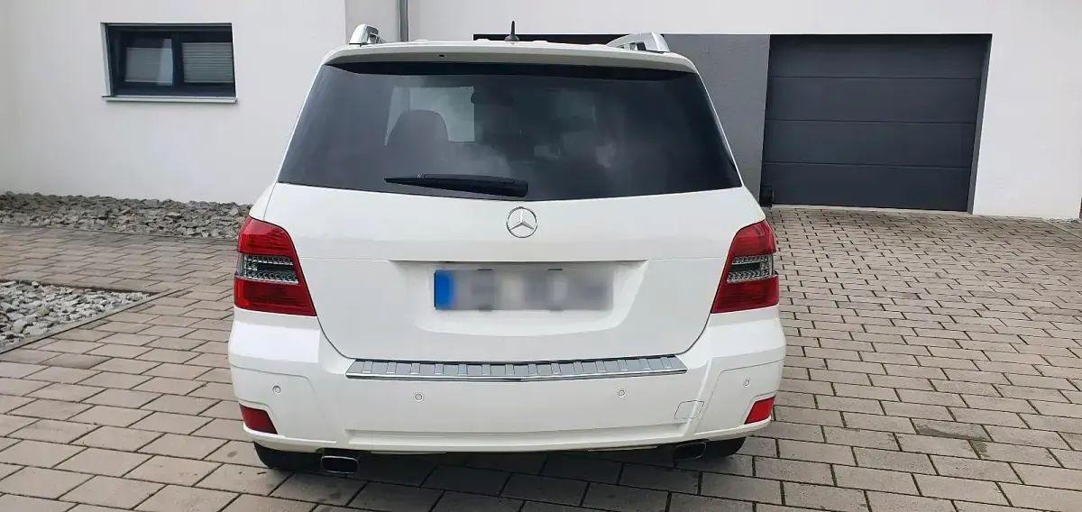 Gebraucht Mercedes GLK320 224 PS (164 kW) 2008 Weiß SUV