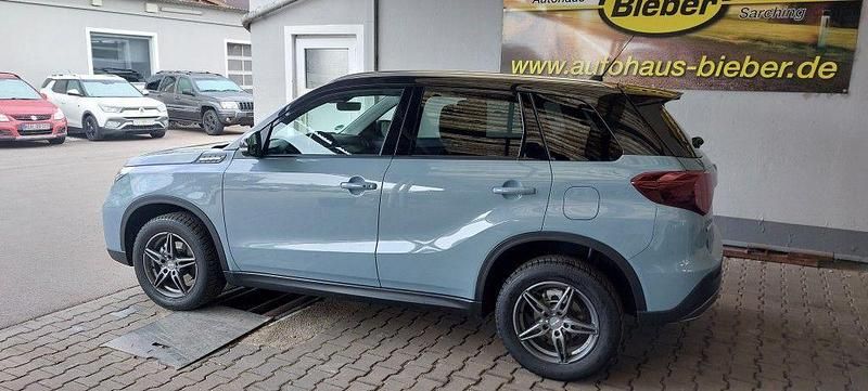 Gebraucht Suzuki Vitara Comfort+ 110 PS (80 kW) 2025 Blau SUV