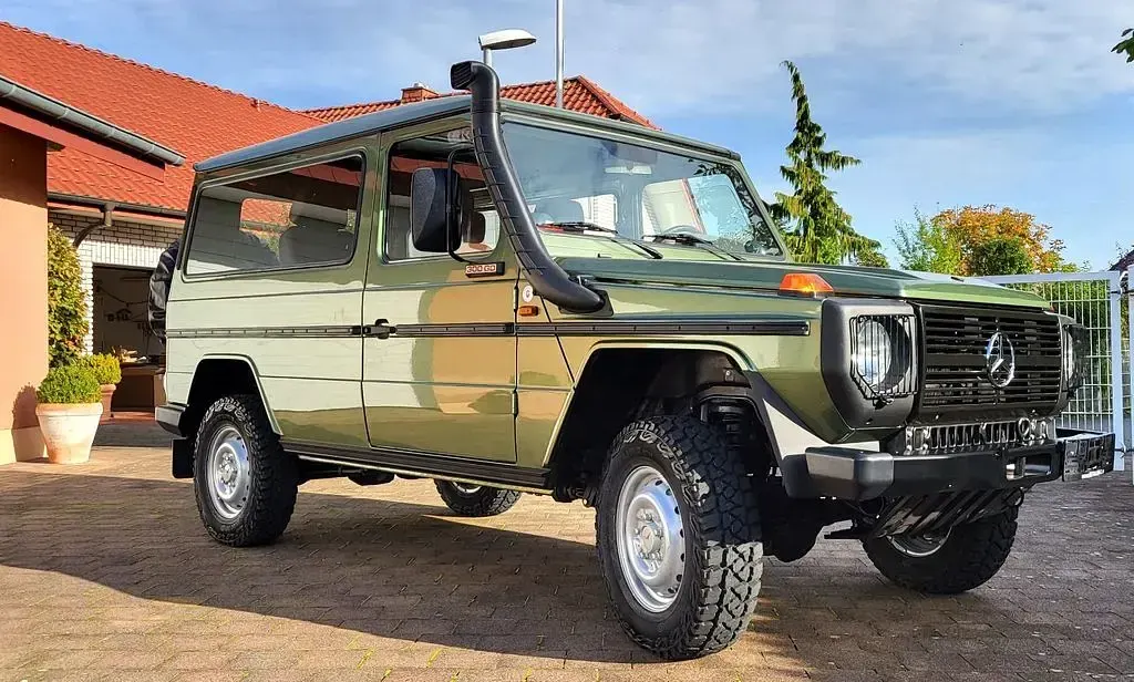 Gebraucht Mercedes G300 88 PS (64 kW) 1990 Grün zypressengrün metallic SUV