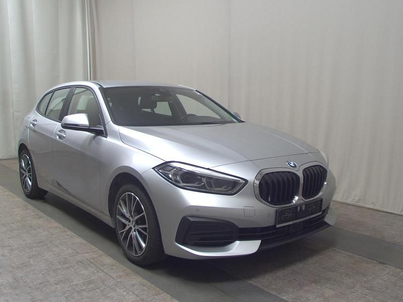Gebraucht BMW 118 Advantage 150 PS (110 kW) 2020 Silber Kleinwagen