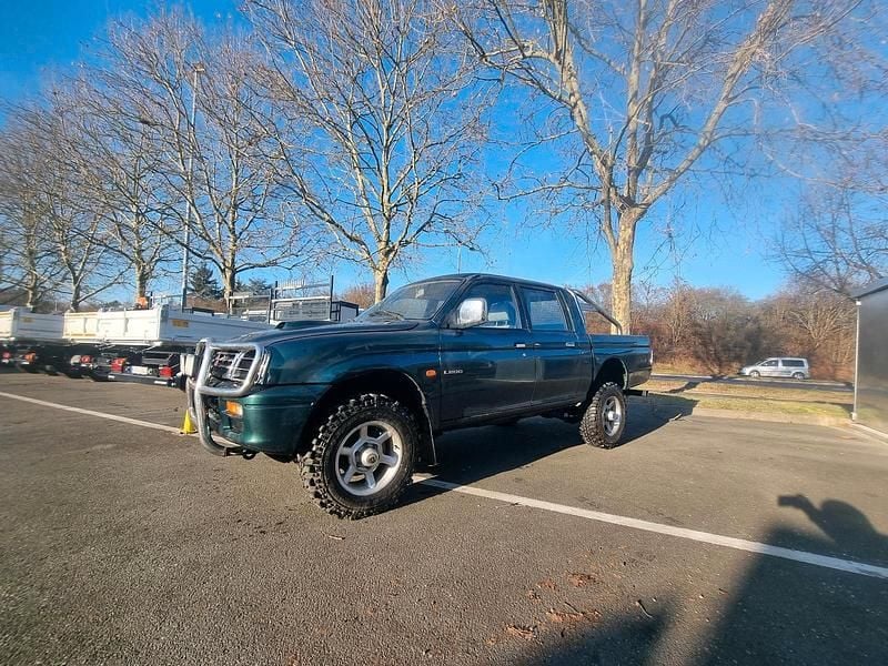 Grün Gebraucht 1997 Mitsubishi L200 Abholung | 4.200 € (Guter Preis) - Bild 1/4