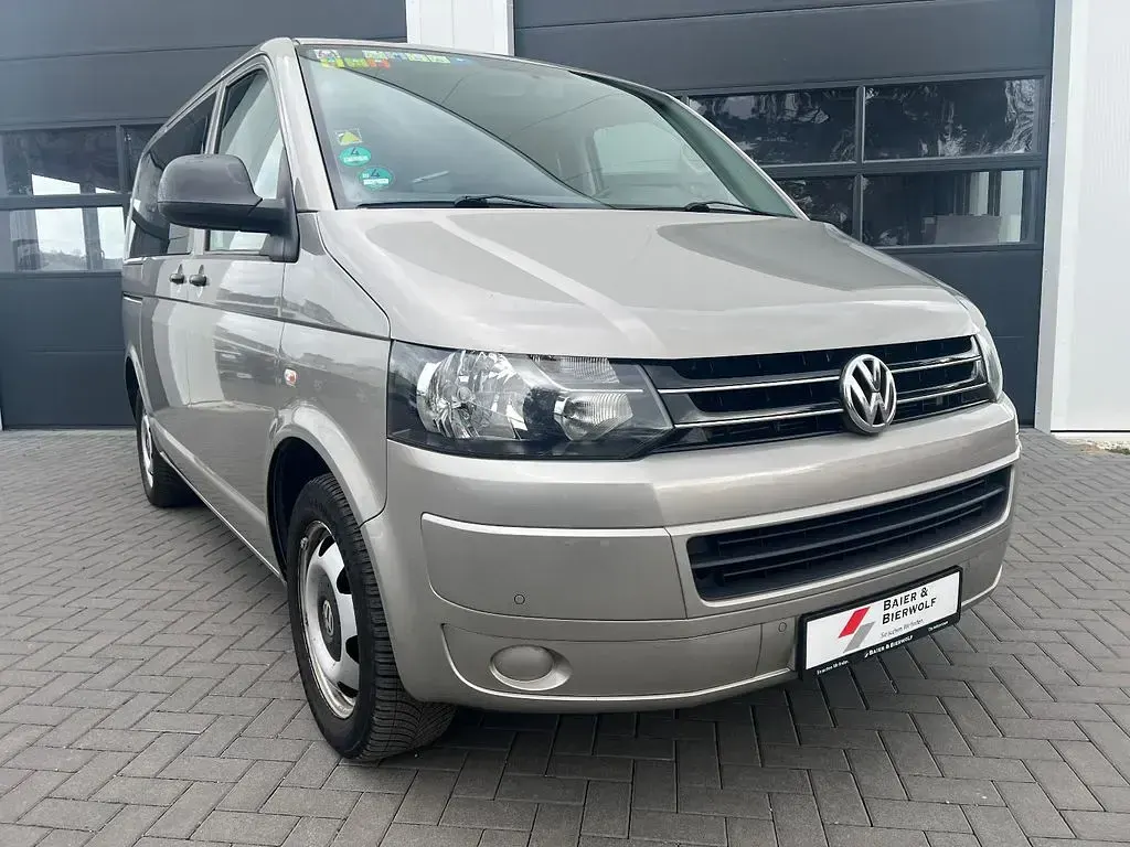 Gebraucht VW Multivan 140 PS (102 kW) 2011 Beige Van / Kleinbus
