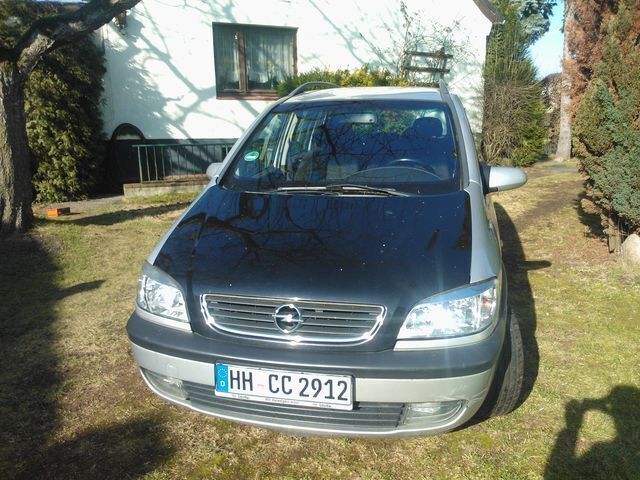 Gebraucht Opel Zafira 170 PS (125 kW) 2002 Silber metallic Van / Kleinbus