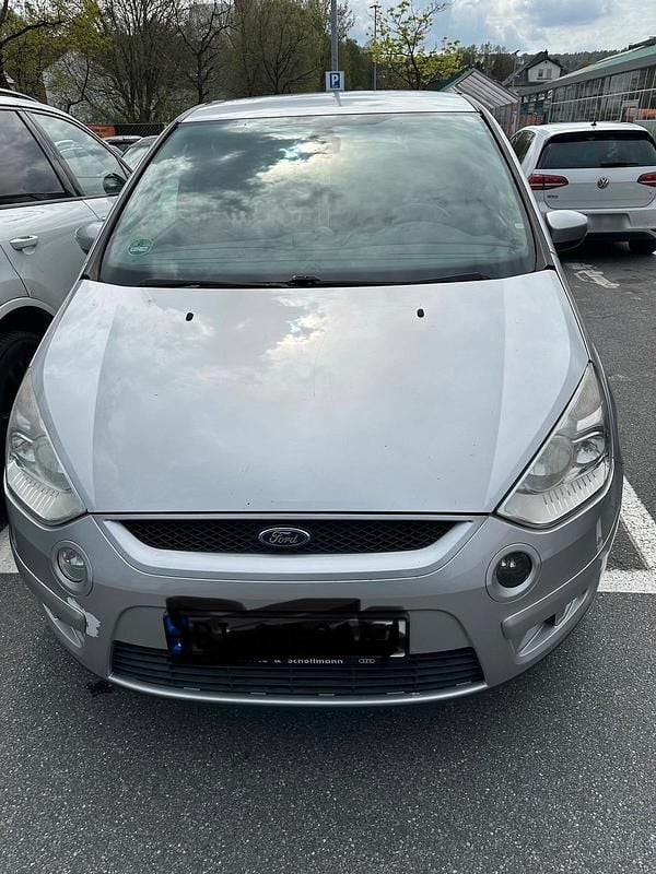 Second-hand Ford S-MAX 140 CP (102 kW) 2006 Argintiu Monovolum