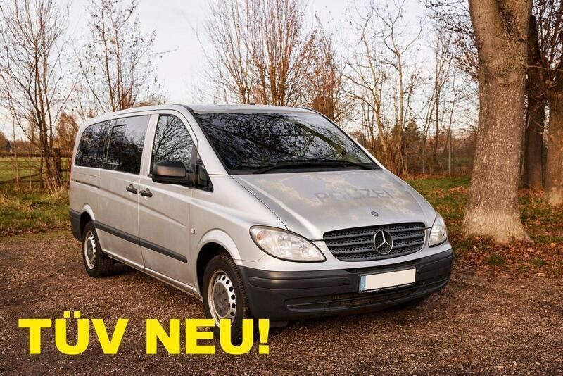 Silber Gebraucht 2010 Mercedes Vito Van / Kleinbus | 6.750 € (Fairer Preis) - Bild 1/4