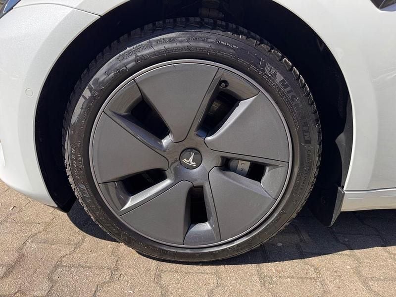 Gebraucht Tesla Model 3 RWD 225 kW (306 PS) 2021 Weiß Limousine