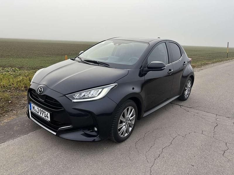Schwarz Gebraucht 2023 Mazda 2 Limousine | 19.690 € (Guter Preis) - Bild 1/4