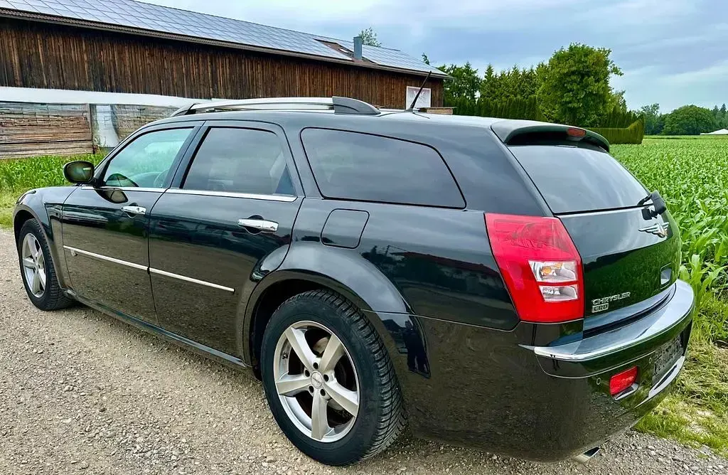 Gebraucht Chrysler 300C Touring 218 PS (160 kW) 2008 Schwarz Kombi