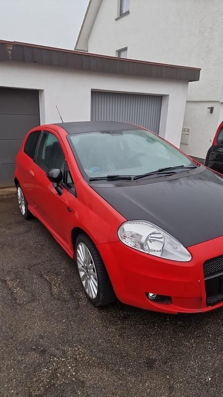 Gebraucht Fiat Punto 95 PS (69 kW) 2007 Rot Kleinwagen