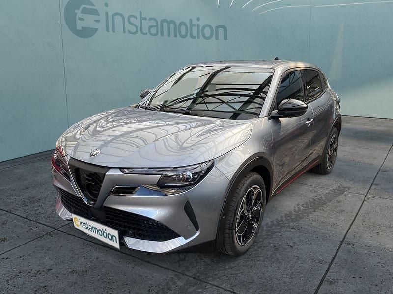 Grau Gebraucht 2024 Alfa Romeo Junior SUV | 35.699 € (Guter Preis) - Bild 1/4