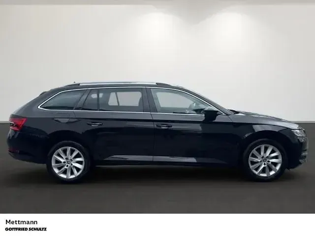 Gebraucht Skoda Superb Style 150 PS (110 kW) 2024 Schwarz Kombi