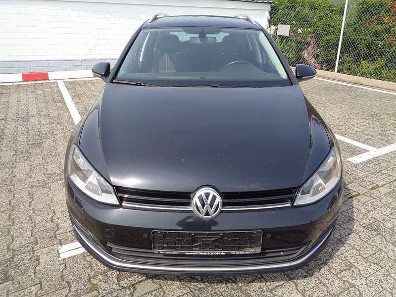 Gebraucht VW Golf VII LOUNGE 150 PS (110 kW) 2016 Schwarz Limousine