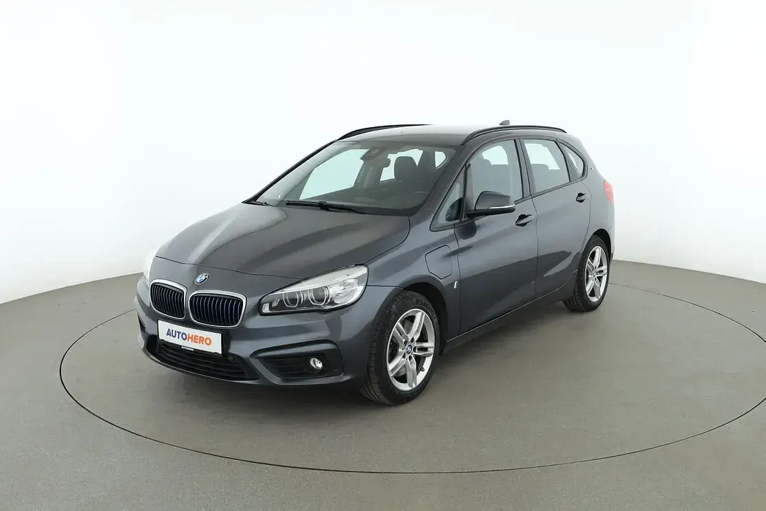 Gebraucht BMW 225 Active Tourer Advantage 224 PS (164 kW) 2017 Van / Kleinbus