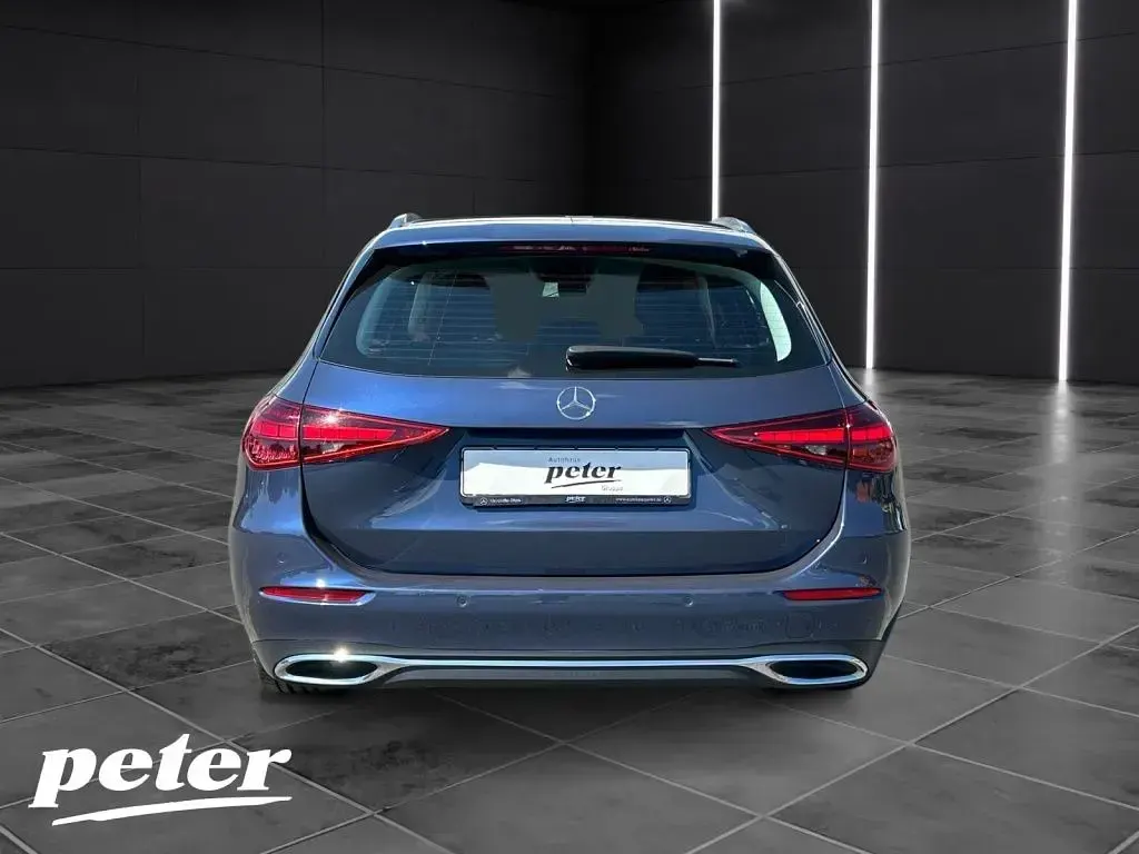 Gebraucht Mercedes C220 Avantgarde 200 PS (147 kW) 2023 Blau Limousine