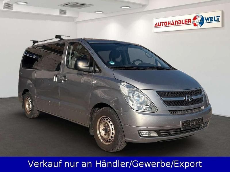 Gebraucht Hyundai H-1 170 PS (125 kW) 2012 Grau Van / Kleinbus