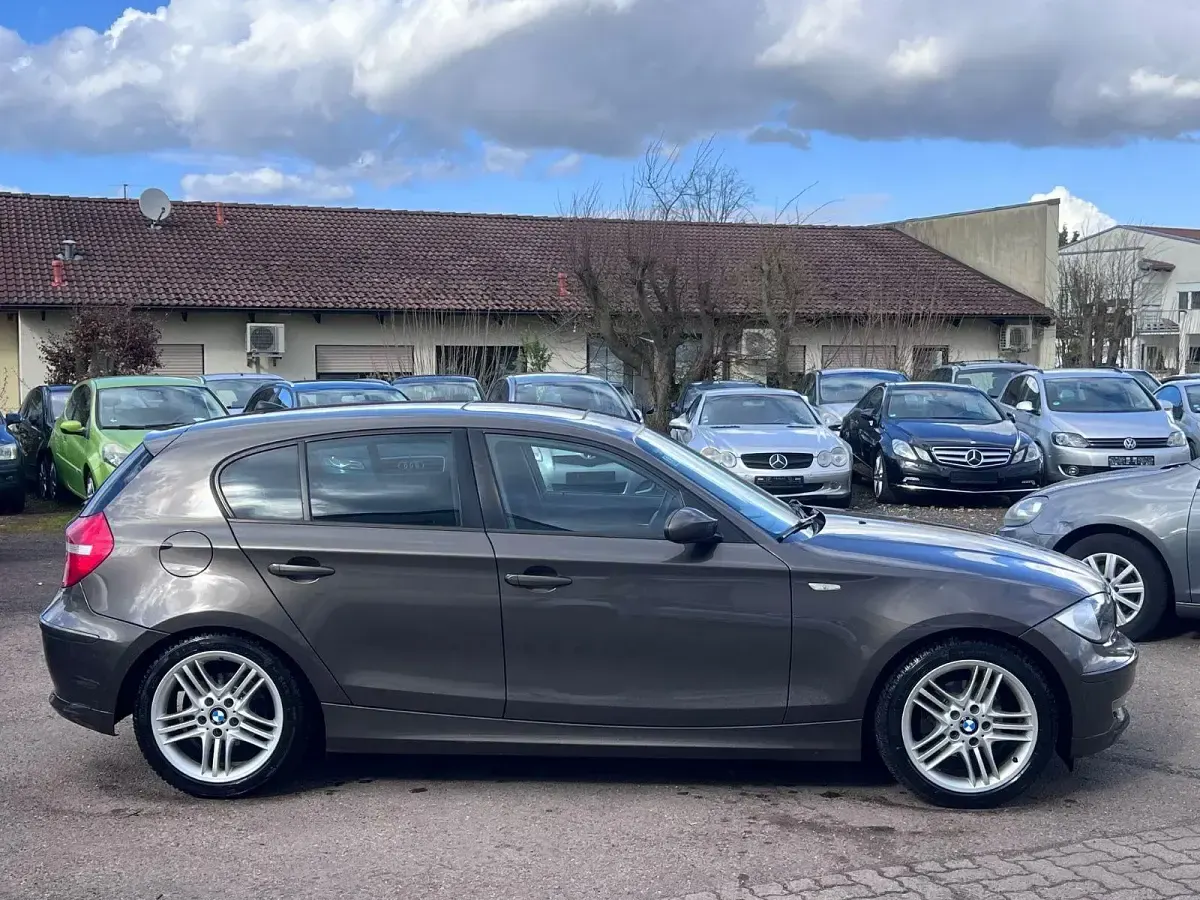 Gebraucht BMW 116 M Sport 122 PS (89 kW) 2009 Braun Kleinwagen