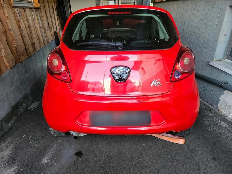 Gebraucht Ford Ka 60 PS (44 kW) 2012 Rot Kleinwagen