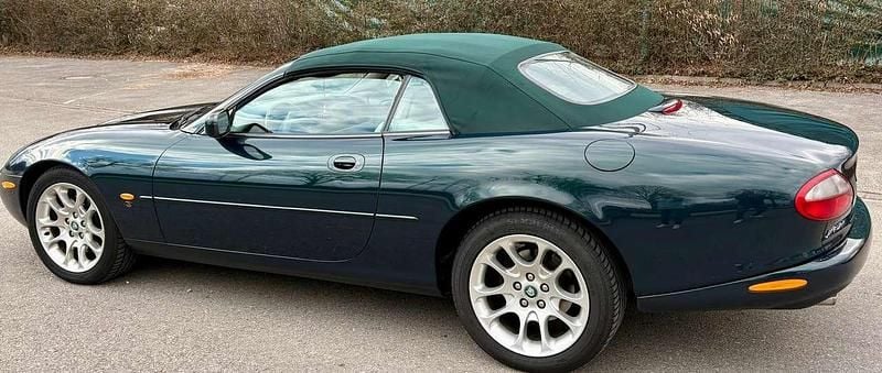 Gebraucht Jaguar XK8 284 PS (208 kW) 2000 Grün Cabrio