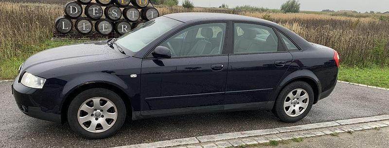 Blau Gebraucht 2003 Audi A4 Limousine | 1.199 € (Fairer Preis) - Bild 1/4