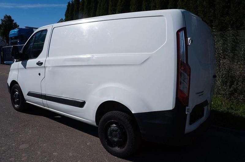 Gebraucht Ford Transit Custom 105 PS (77 kW) 2020 Weiß Van / Kleinbus