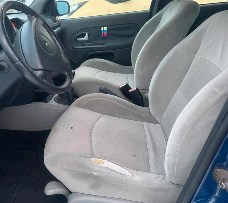 Gebraucht Renault Clio II 75 PS (55 kW) 2003 Blau Kleinwagen