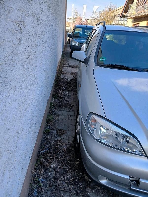 Gebraucht Opel Astra 100 PS (73 kW) 2002 Silber Kombi