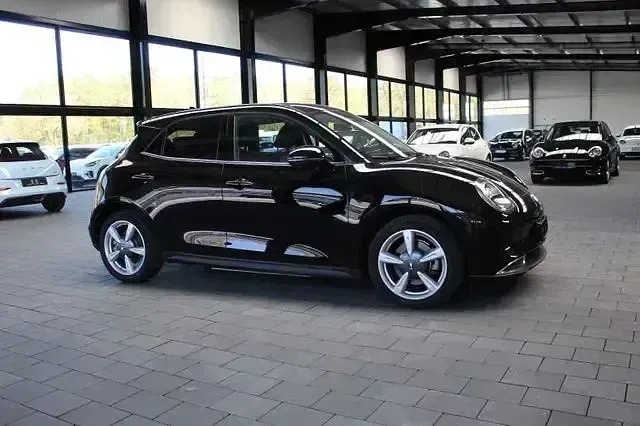 Second-hand Ora 03 125 kW (171 CP) 2023 Negru Hatchback