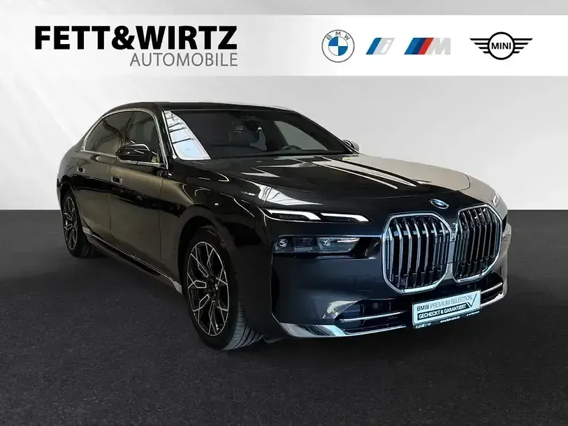 Gebraucht BMW 750e Comfort Edition 489 PS (359 kW) 2024 Limousine
