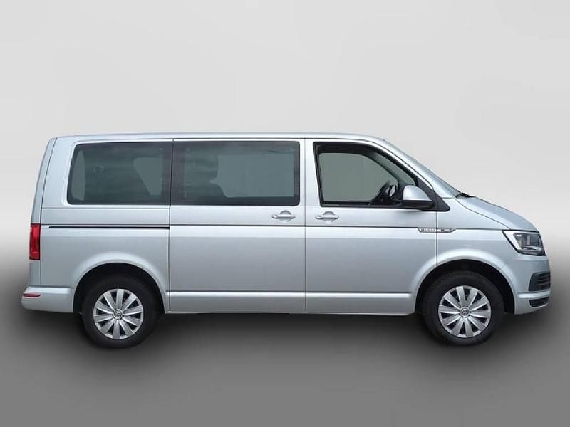 Gebraucht VW Caravelle 150 PS (110 kW) 2019 Silber Van / Kleinbus