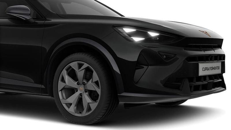 Gebraucht Cupra Formentor 150 PS (110 kW) 2025 Midnight schwarz metallic (metallic) SUV