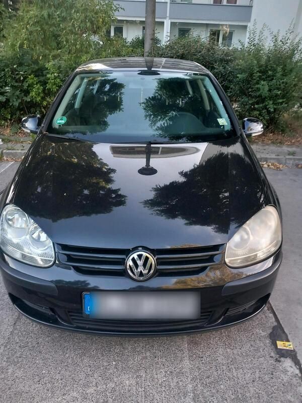 Schwarz Gebraucht 2005 VW Golf V Limousine | 2.200 € (Fairer Preis) - Bild 1/4
