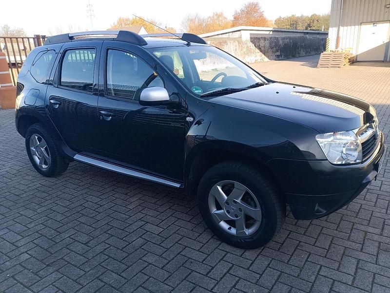 Schwarz Gebraucht 2011 Dacia Duster Prestige SUV | 4.500 € (Guter Preis) - Bild 1/4