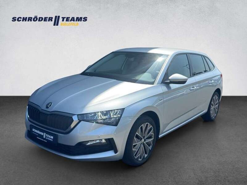 Silber Gebraucht 2022 Skoda Scala Clever Kleinwagen | 17.990 € (Fairer Preis) - Bild 1/4