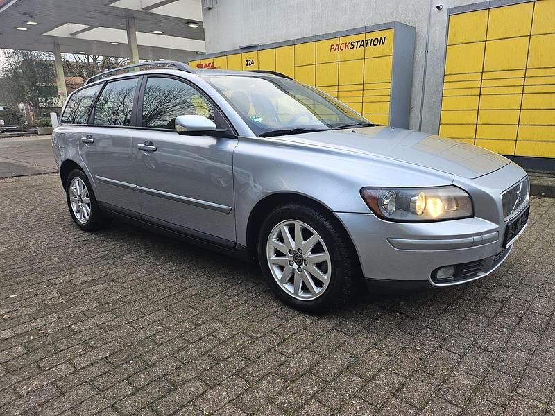 Silber Gebraucht 2006 Volvo V50 Kombi | 1.350 € (Superpreis) - Bild 1/4