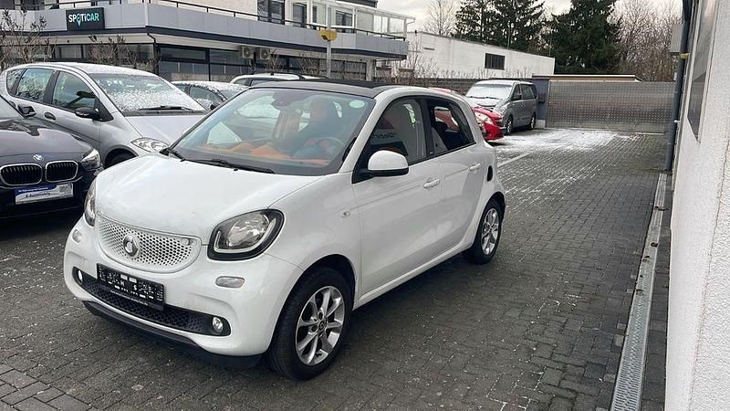 Gebraucht Smart ForFour 90 PS (66 kW) 2015 Weiß Kleinwagen