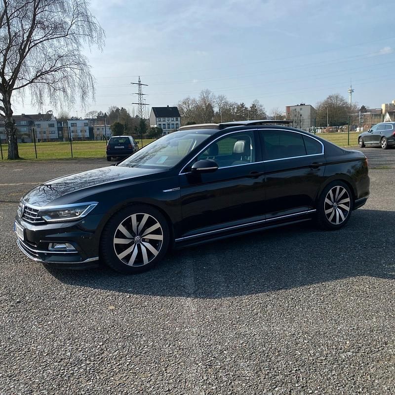 Gebraucht VW Passat R 190 PS (139 kW) 2017 Schwarz Limousine