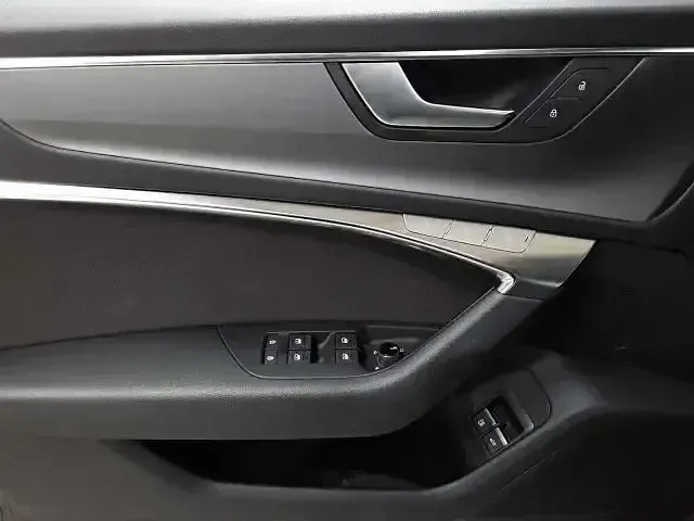 Używany Audi A6 Ambiente 265 KM (194 kW) 2022 Czarny Sedan/Limuzyna