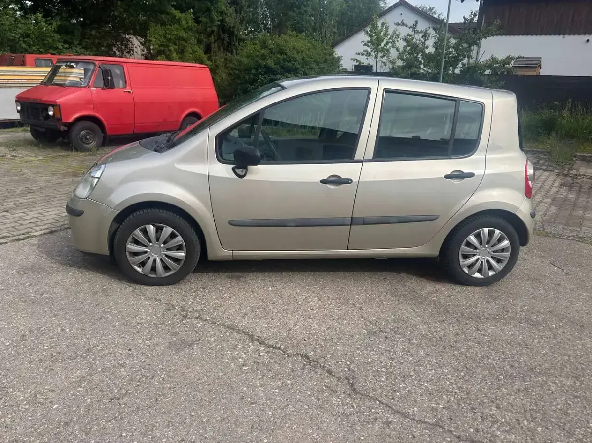 Gebraucht Renault Modus 88 PS (64 kW) 2006 Pfefferbeige Van / Kleinbus