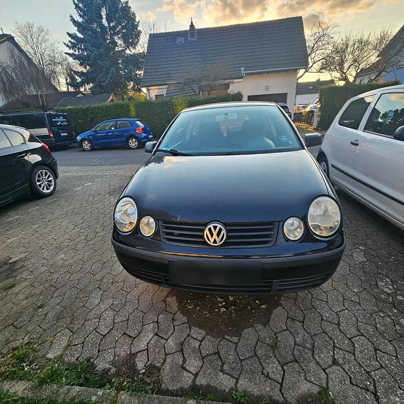Gebraucht VW Polo 64 PS (47 kW) 2003 Schwarz Kleinwagen
