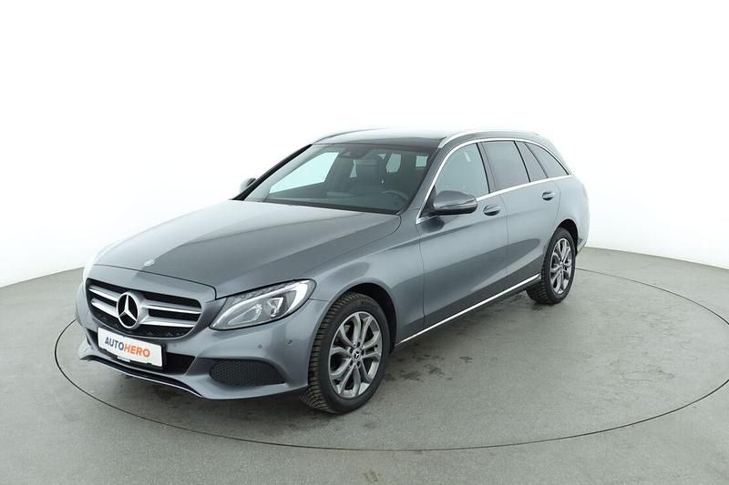 Grau Gebraucht 2017 Mercedes C200 Avantgarde Kombi | 20.590 € (Teuer) - Bild 1/3