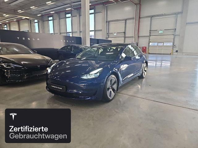 Deep blue metallic Gebraucht 2021 Tesla Model 3 RWD Limousine | 23.700 € (Fairer Preis) - Bild 1/4