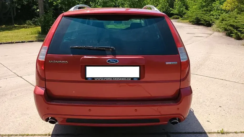 Gebraucht Ford Mondeo ST 226 PS (166 kW) 2002 Rot Limousine