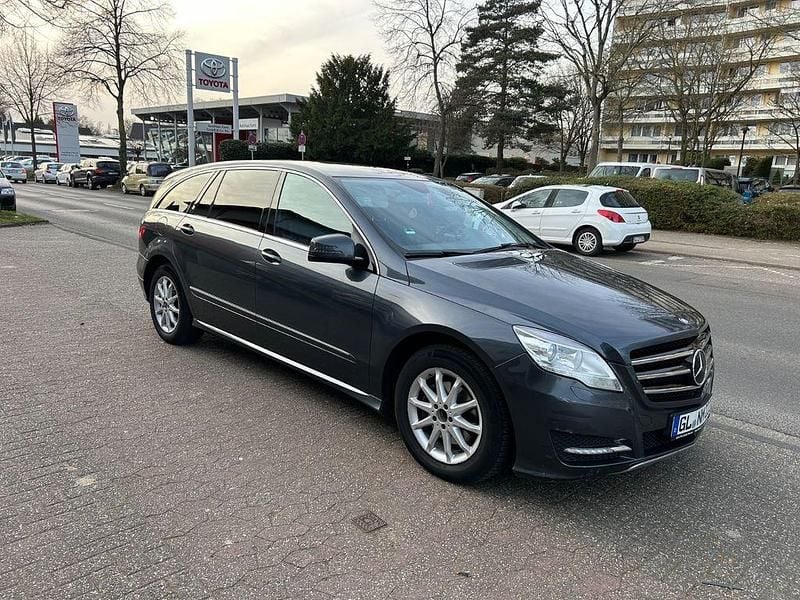 Gebraucht Mercedes R350 265 PS (194 kW) 2012 Grau Van / Kleinbus