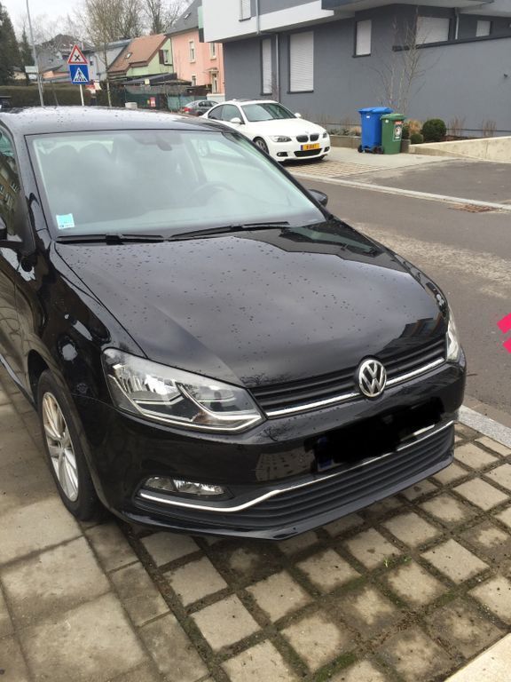 Schwarz Gebraucht 2015 VW Polo Comfortline Kleinwagen | 4.700 € (Superpreis) - Bild 1/4