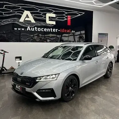 Gebraucht Skoda Octavia RS 200 PS (147 kW) 2021 Silber Kombi