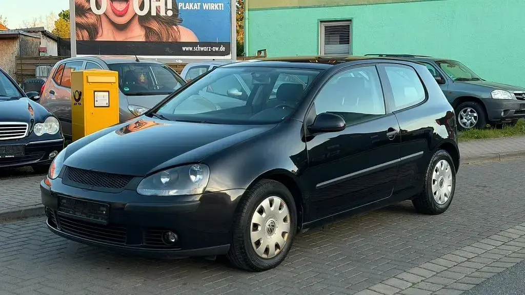 Gebraucht VW Golf IV Trendline 75 PS (55 kW) 2005 Schwarz Limousine