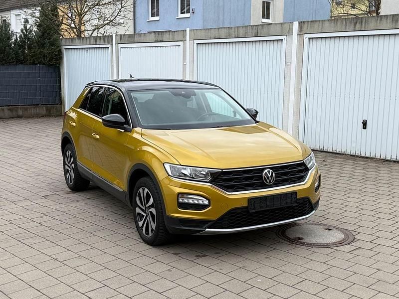 Gebraucht VW T-Roc Active 150 PS (110 kW) 2021 Gelb SUV