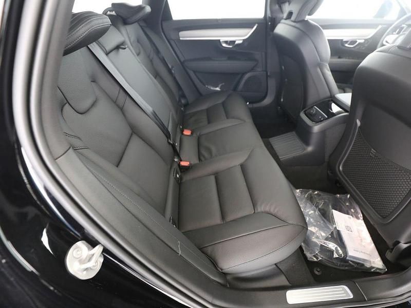 Gebraucht Volvo V90 Plus 455 PS (334 kW) 2025 Schwarz Kombi